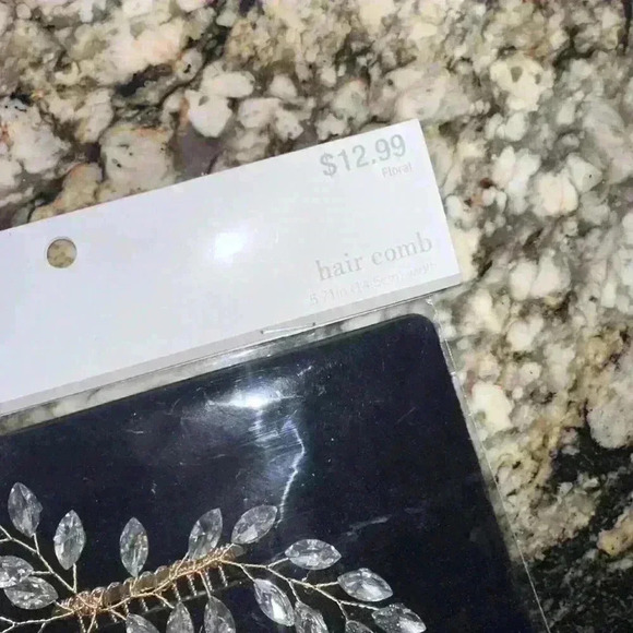 NEW! Bridal Hair Comb Rhinestones Faux Gold Tone - Studio His & Hers - Picture 5 of 5